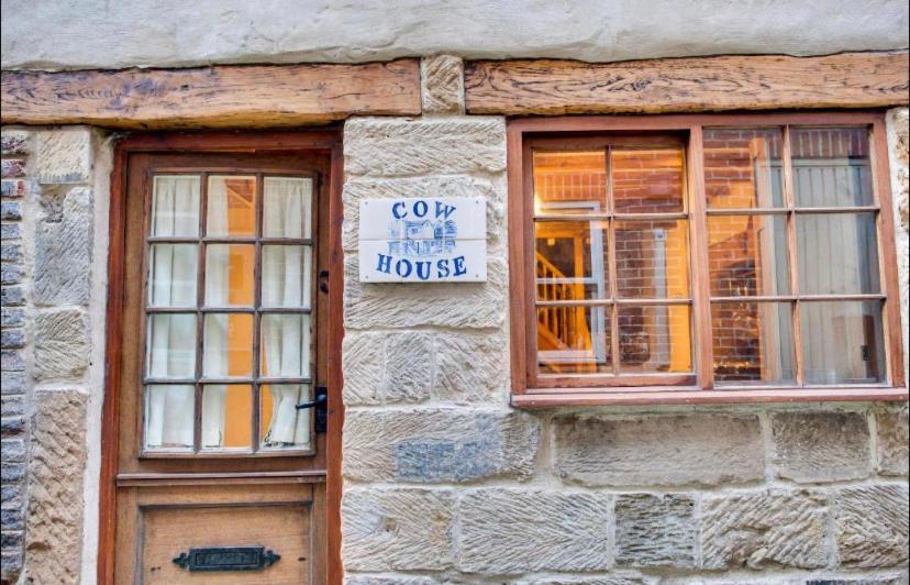 The Cow House - In The Heart Of Whitby Villa ภายนอก รูปภาพ